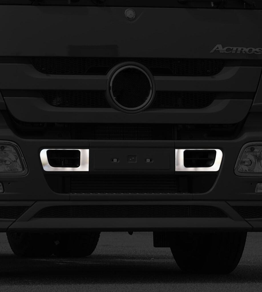 FME115 MERCEDES-BENZ İÇİN PLAKA YANLARI 2 PARCA ACTROS MP2/MP3